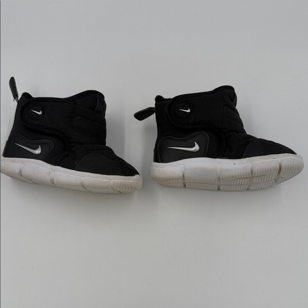 Nike Kids Black and White Sneakers